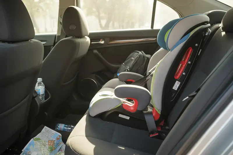 ADAC-Sieger 2025 Britax Römer Kidfix Pro: 220 Euro für Note 1,8 und Größenfreigabe von 100 bis 150 cm