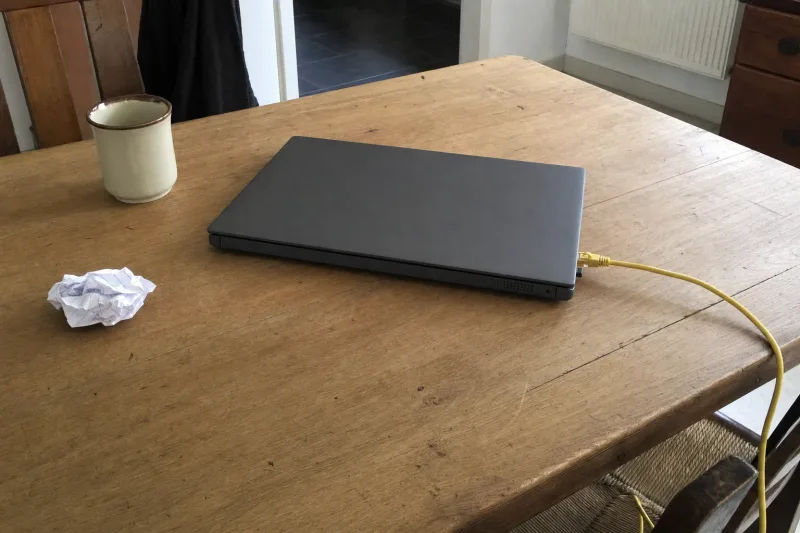 Für ein gültiges Protokoll verlangt die Bundesnetzagentur 30 Messungen an 3 Kalendertagen, gemessen per LAN-Kabel direkt am Router