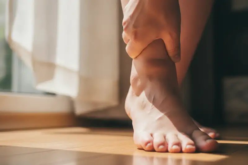42 Prozent der Frauen und 16 Prozent der Männer leiden laut Bonner Venenstudie unter geschwollenen Beinen