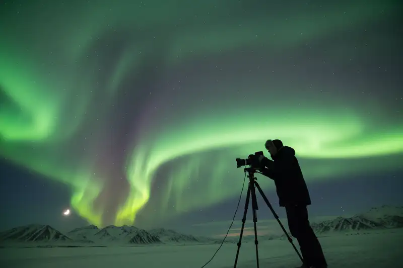 Der Sonnenzyklus 25 erreichte im Oktober 2024 rund 161 Sonnenflecken und übertraf die Prognose um 40 Prozent