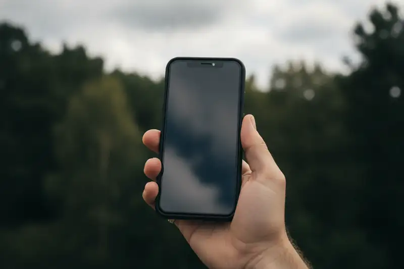 Rund acht bis zwölf Gigabyte verbraucht der durchschnittliche Mobilfunknutzer in Deutschland pro Monat, ein Vielfaches günstiger Tarife deckt das ab