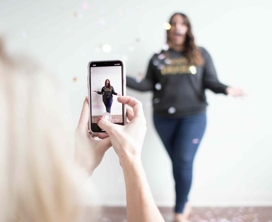 Was bedeutet POV auf TikTok, Instagram & Co.?